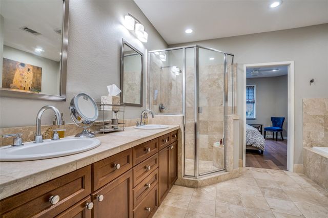 2335 Clark Street, Dallas, TX 75204
