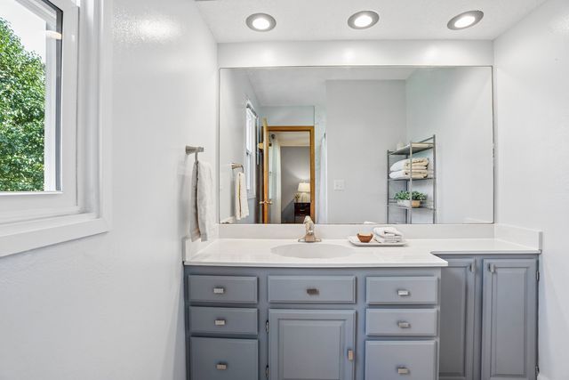 614 Brookwood Drive, Indianola, IA 50125
