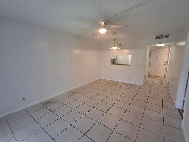 8770 Royal Palm Boulevard 105-2, Coral Springs, FL 33065