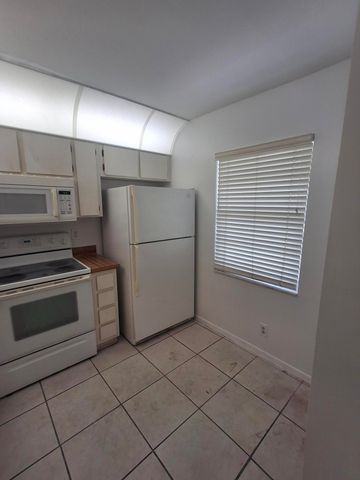 8770 Royal Palm Boulevard 105-2, Coral Springs, FL 33065