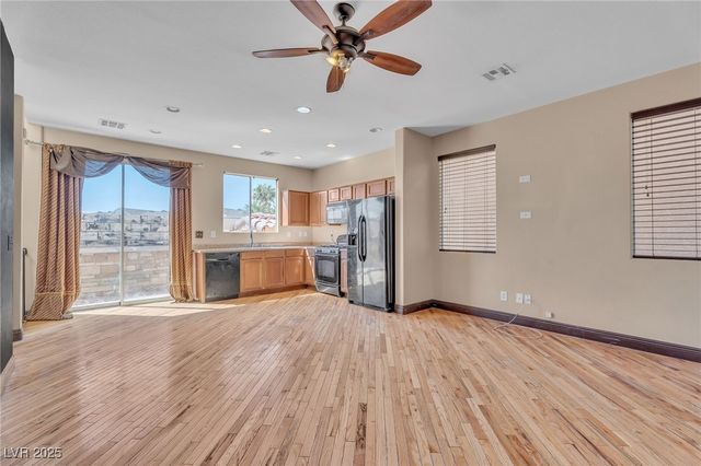 3633 Karissa Heights Place, Las Vegas, NV 89115