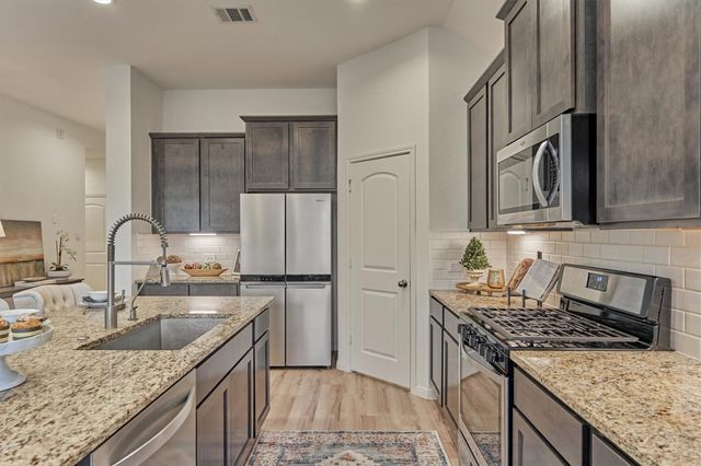 1080 Clearwood Drive, Montgomery, TX 77316