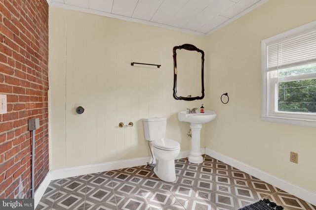 34 N ALBEMARLE ST, York, PA 17403
