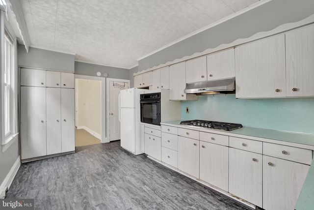 34 N ALBEMARLE ST, York, PA 17403