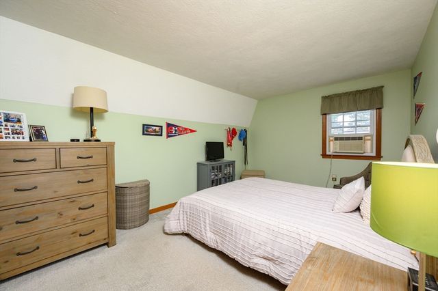 136 Elmer St, Pembroke, MA 02359