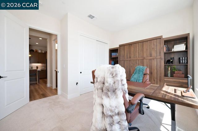 17324 Bushwick Ln, Lathrop, CA 95330