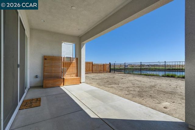 17324 Bushwick Ln, Lathrop, CA 95330