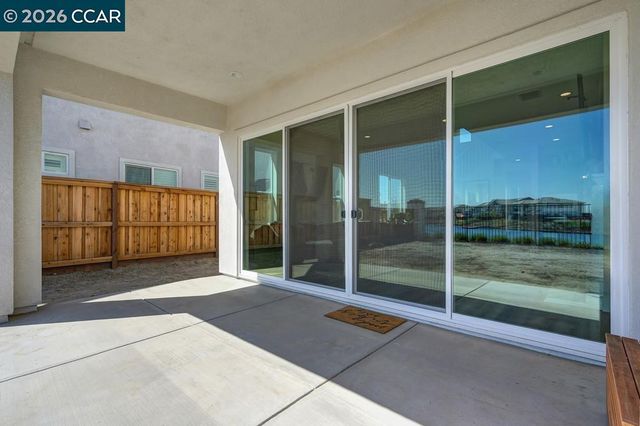17324 Bushwick Ln, Lathrop, CA 95330