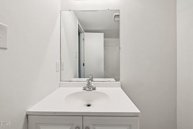 642 Pine Ridge Place, Raleigh, NC 27609