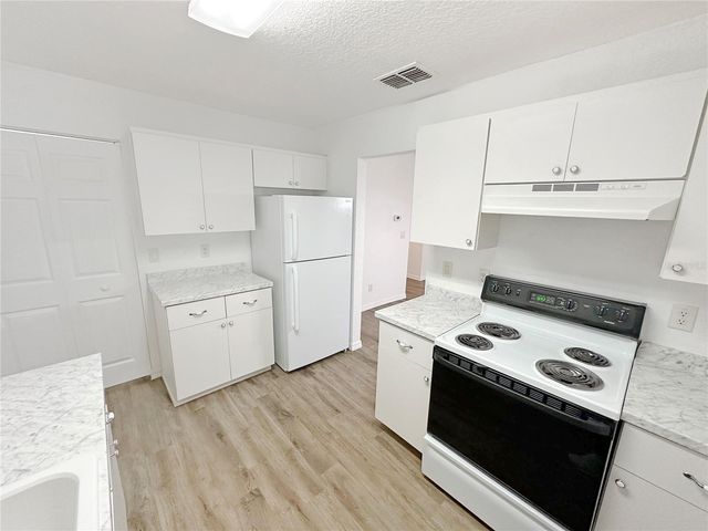 16111 SW 35TH COURT ROAD 2, Ocala, FL 34473