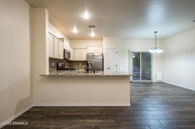 3018 San Miguel Court, Las Cruces, NM 88007
