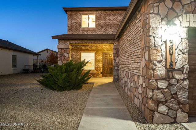 3018 San Miguel Court, Las Cruces, NM 88007