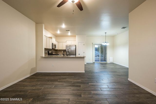 3018 San Miguel Court, Las Cruces, NM 88007