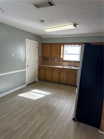 34 Forest Place, Lawrenceville, GA 30046