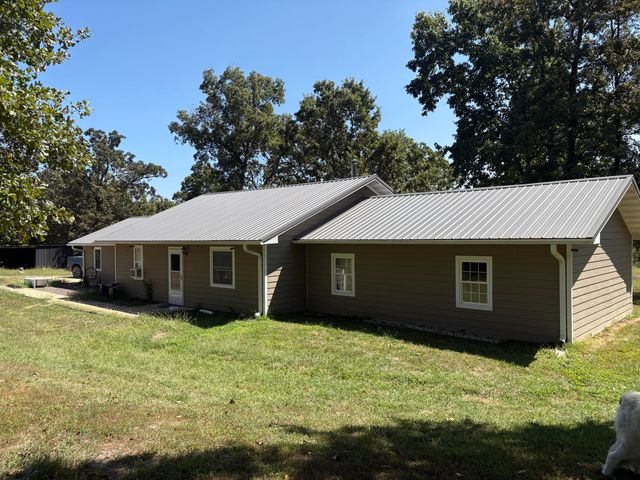 12224 Valley View Road, Mountain Grove, MO 65711