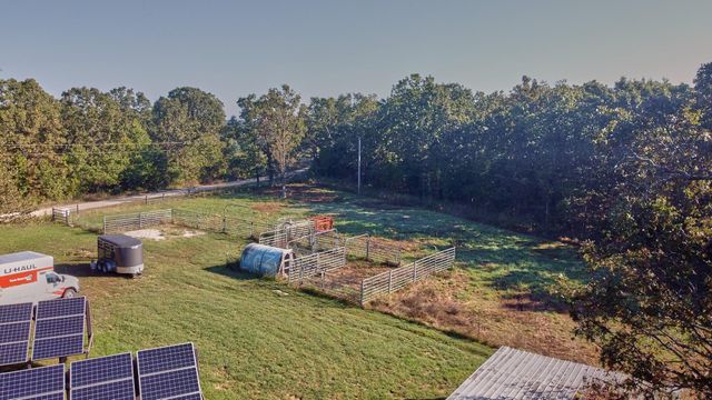 12224 Valley View Road, Mountain Grove, MO 65711