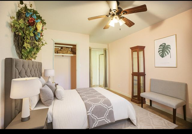 12224 Valley View Road, Mountain Grove, MO 65711