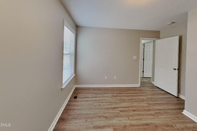 47 Spaniel Lane, Clayton, NC 27520