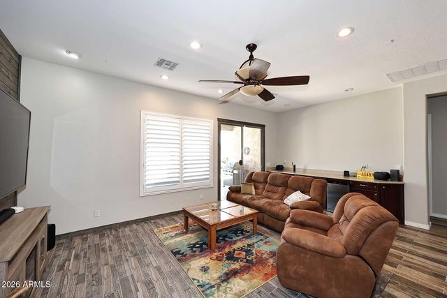 18182 W LAS PALMARITAS Drive, Waddell, AZ 85355