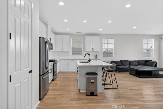 2125 E Jackman, Lancaster, CA 93535