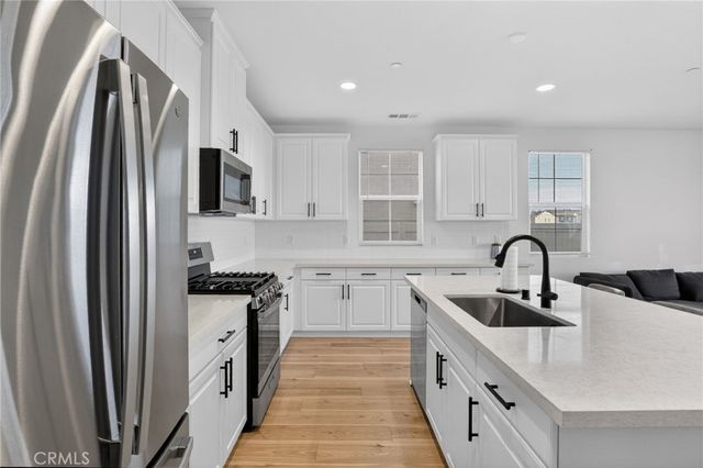 2125 E Jackman, Lancaster, CA 93535