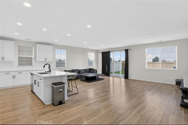 2125 E Jackman, Lancaster, CA 93535