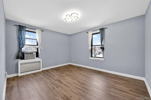 170-06 Crocheron Avenue 3E, Flushing, NY 11358