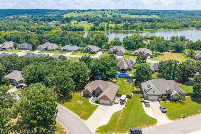 3605 Colfax Way, Greenwood, AR 72936