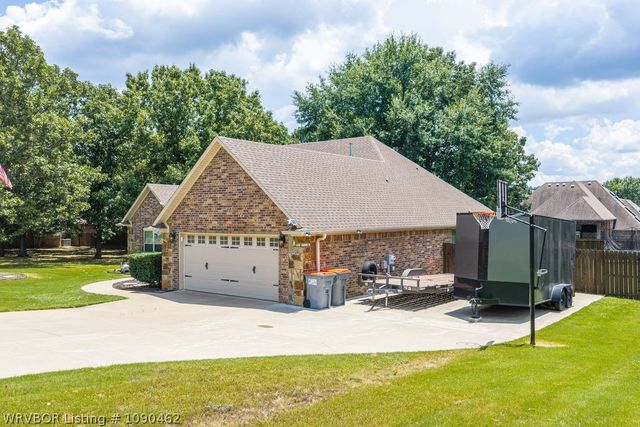 3605 Colfax Way, Greenwood, AR 72936