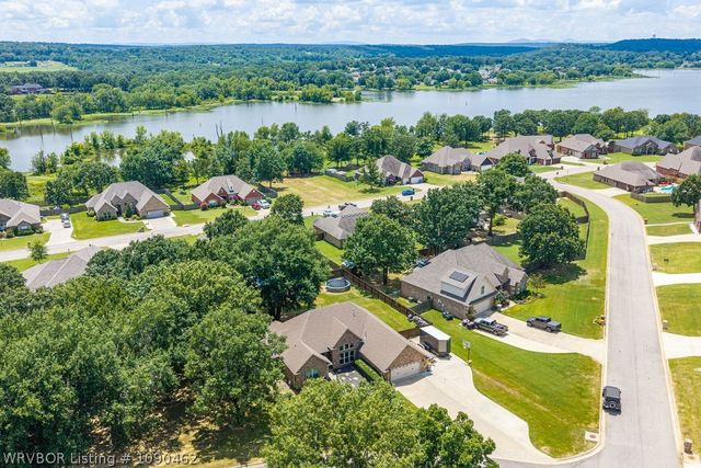 3605 Colfax Way, Greenwood, AR 72936