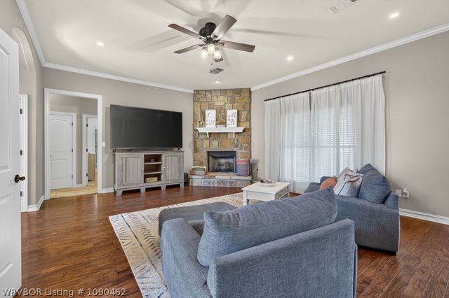 3605 Colfax Way, Greenwood, AR 72936