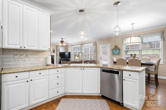 3845 Steve Ikerd Drive NE, Hickory, NC 28601