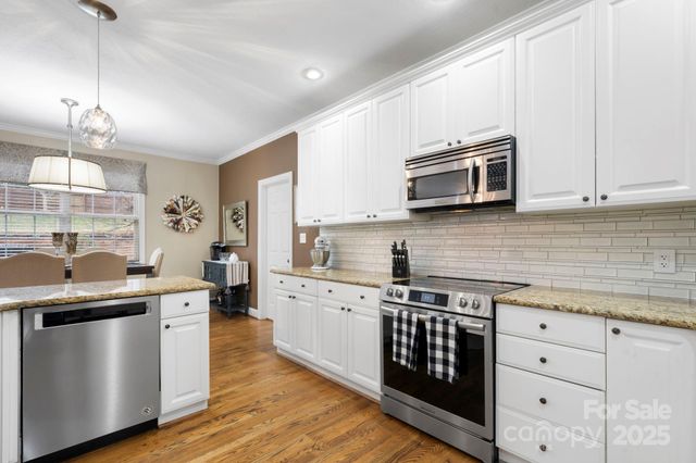 3845 Steve Ikerd Drive NE, Hickory, NC 28601