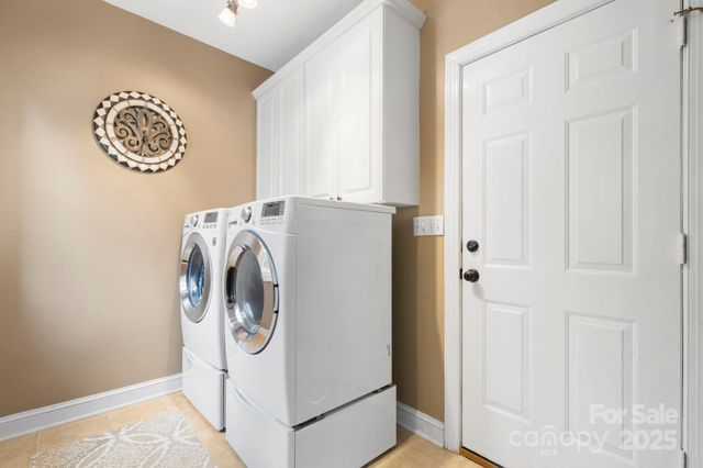 3845 Steve Ikerd Drive NE, Hickory, NC 28601