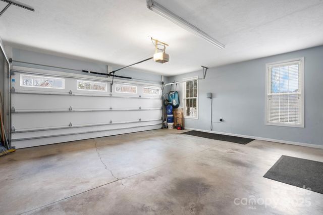 3845 Steve Ikerd Drive NE, Hickory, NC 28601