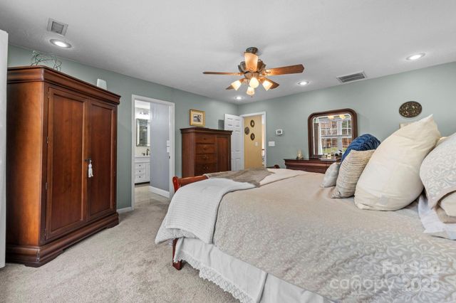 3845 Steve Ikerd Drive NE, Hickory, NC 28601