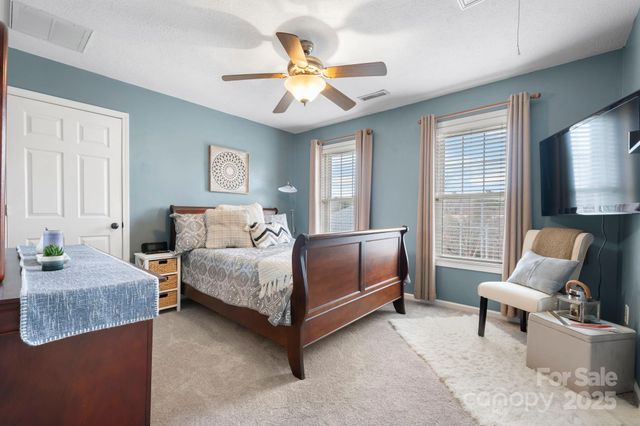 3845 Steve Ikerd Drive NE, Hickory, NC 28601