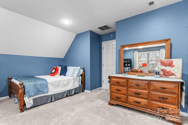 3845 Steve Ikerd Drive NE, Hickory, NC 28601