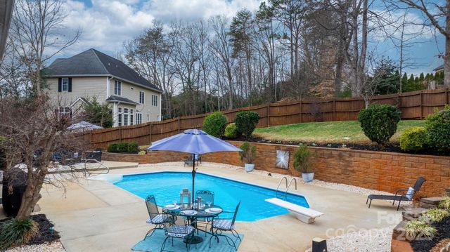 3845 Steve Ikerd Drive NE, Hickory, NC 28601