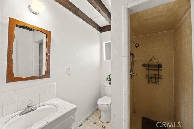 6985 Malibu Drive, Riverside, CA 92504