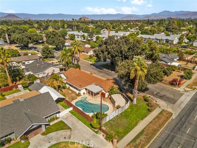 6985 Malibu Drive, Riverside, CA 92504