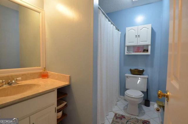 3206 Country Walk Drive, Powder Springs, GA 30127