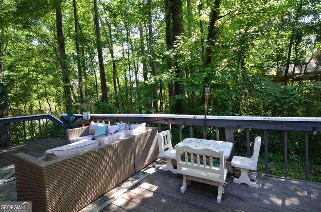 3206 Country Walk Drive, Powder Springs, GA 30127