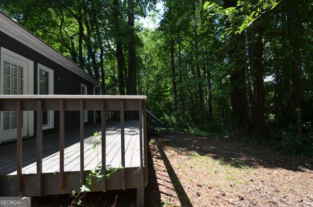 3206 Country Walk Drive, Powder Springs, GA 30127