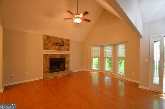 3206 Country Walk Drive, Powder Springs, GA 30127