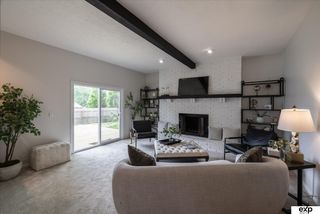 5041 South 93 Street, Omaha, NE 68127