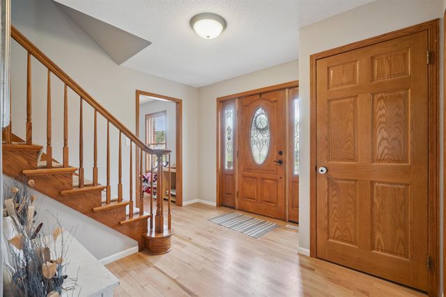 1608 Hillside Ave, Waverly, IA 50677