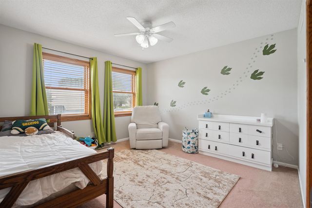 1608 Hillside Ave, Waverly, IA 50677