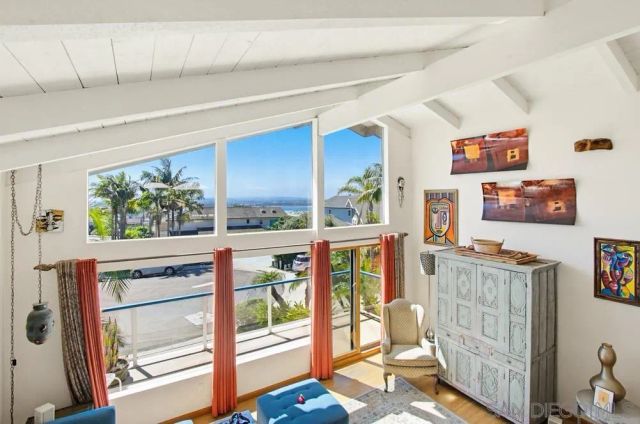 3036 Serbian, San Diego, CA 92117