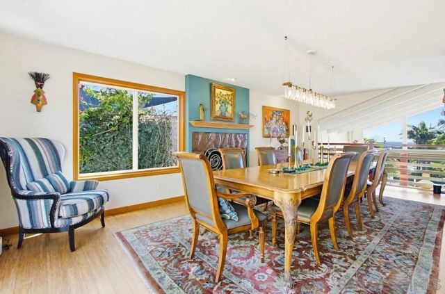 3036 Serbian, San Diego, CA 92117